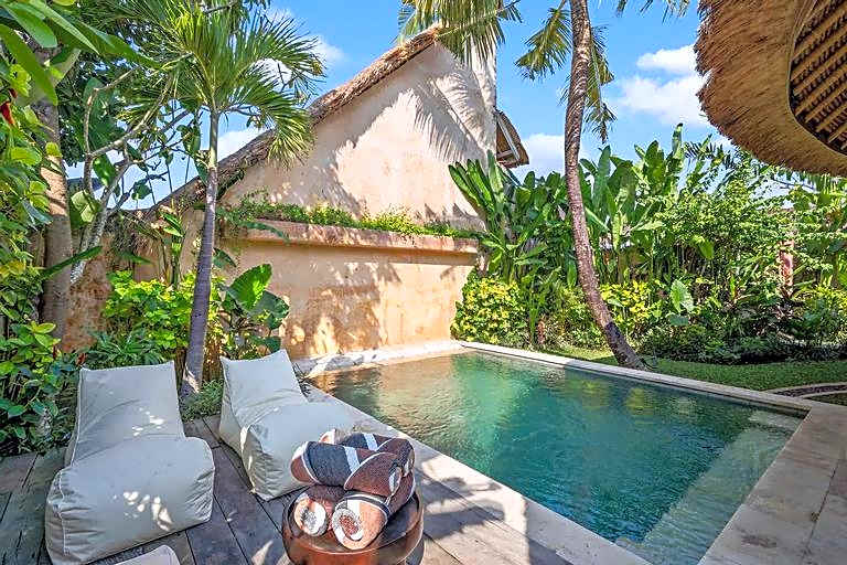 Flores Villa by Hombali