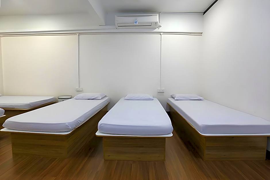 Hotel O The Space Inn