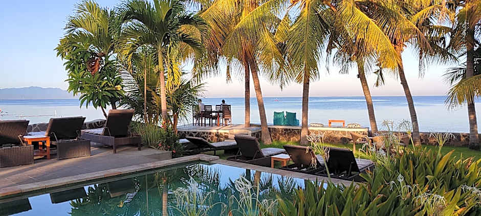 1000 Dream Bungalow & Restaurant