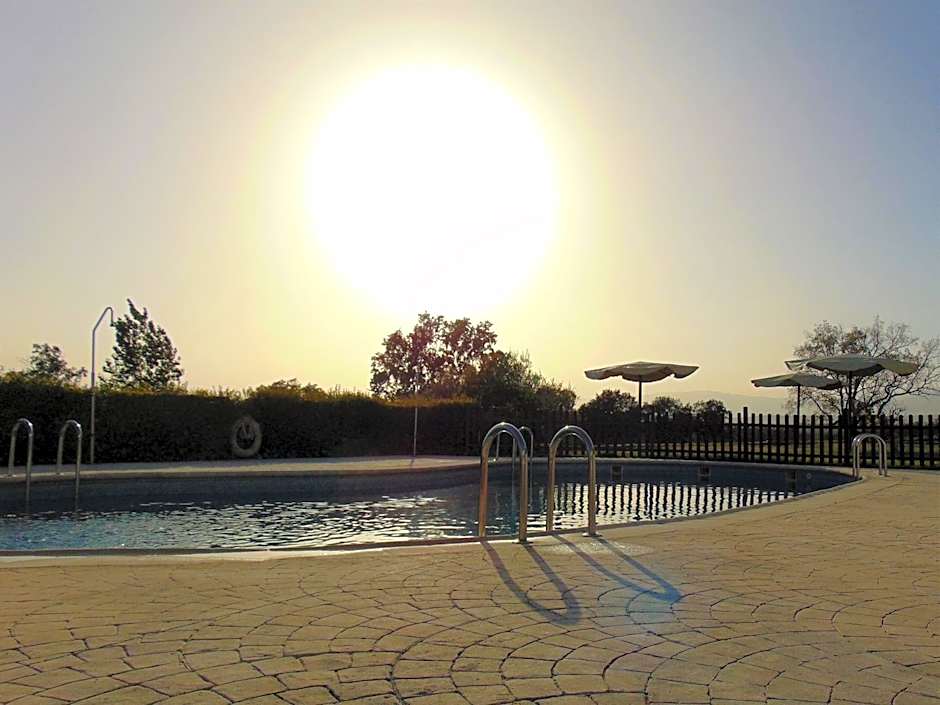 Hospedium Hotel Valles de Gredos Golf