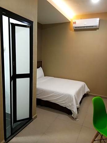 Superior Room (No Window)