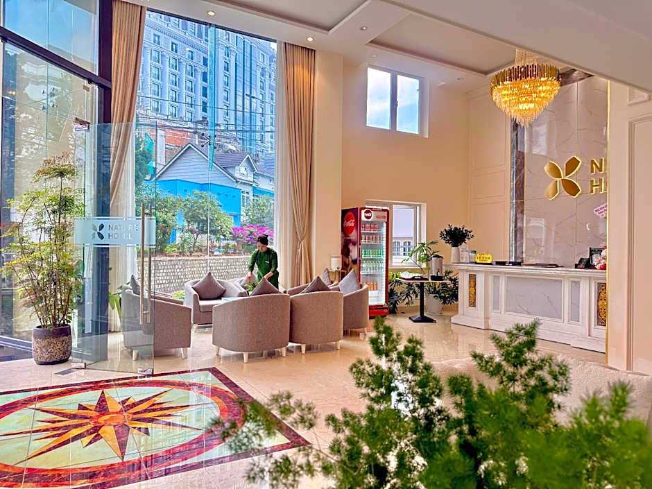 Nature Hotel - Pham Hong Thai
