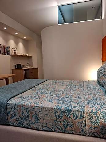 Beach Front Suite "Frixos"