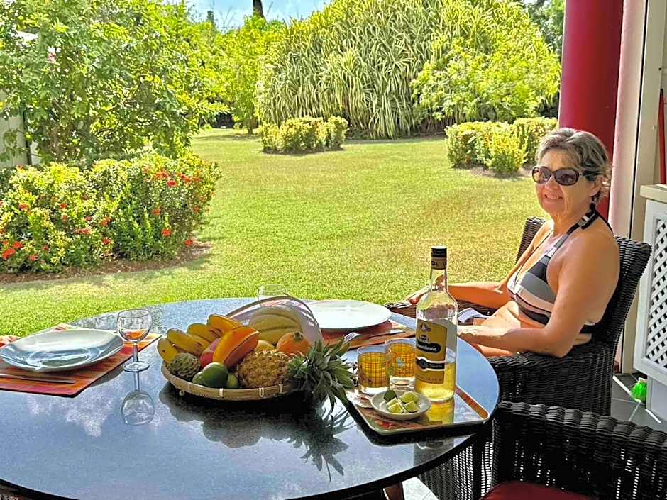 Résidence Le Vallon Guadeloupe Parc Piscine Appartements & Studios