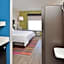 Holiday Inn Express & Suites Royse City - Rockwall by IHG