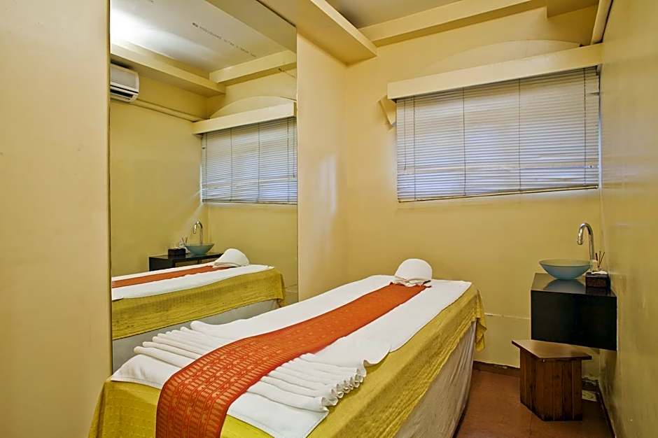 Hotel Cambay Sapphire - Gandhinagar