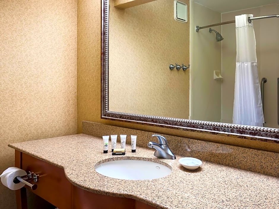 Red Lion Inn & Suites Hattiesburg