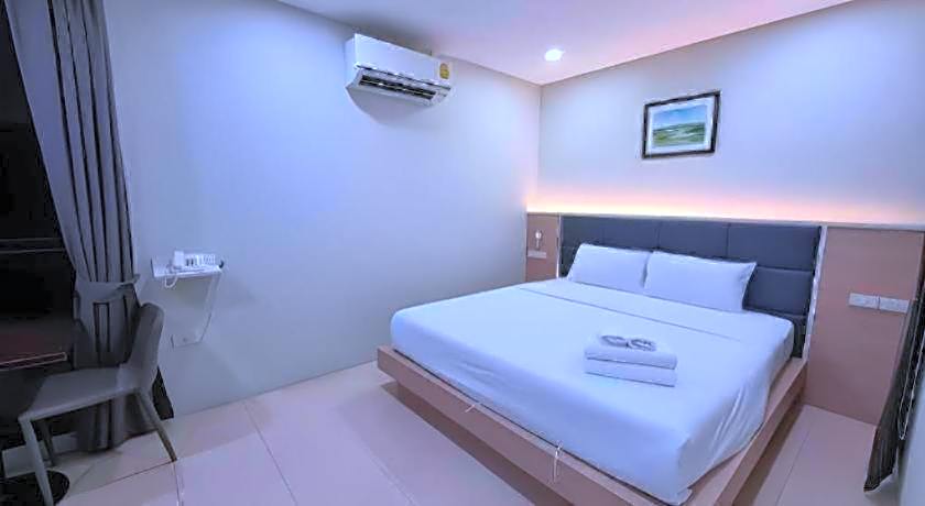 Sattahip 9 Boutique Hotel