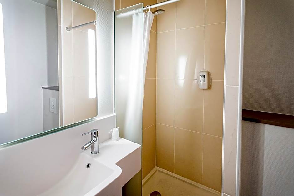 B&B Hôtel NANTES Parc Expos La Chapelle