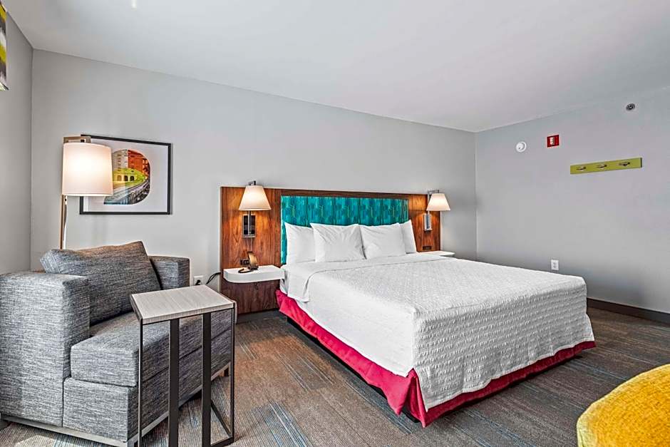Hampton Inn By Hilton Columbus-North