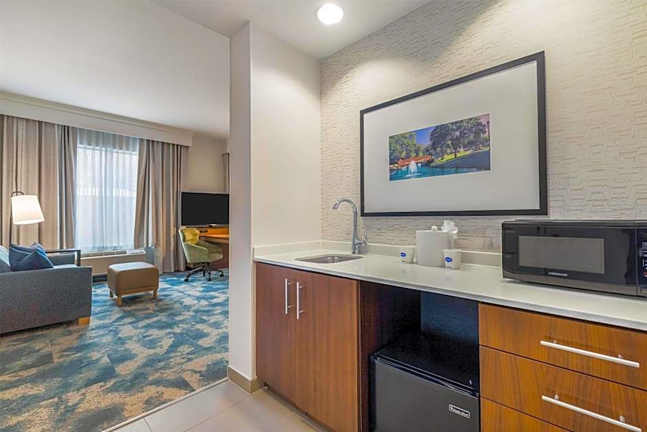 Hampton Inn & Suites Dallas/Plano-East