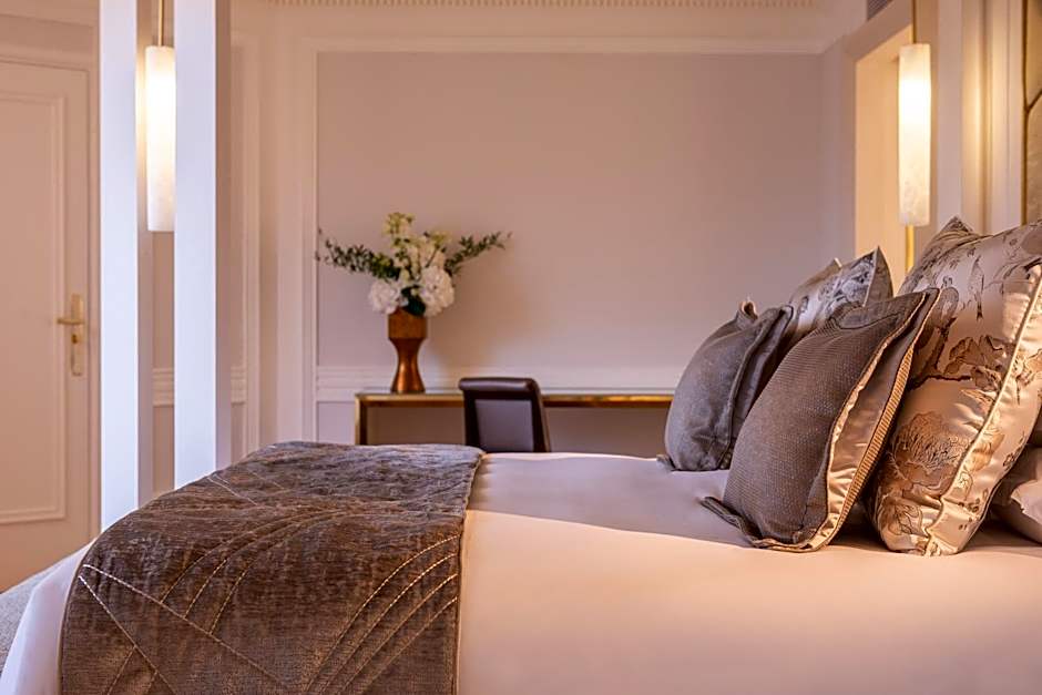 L'Hotel du Collectionneur Paris