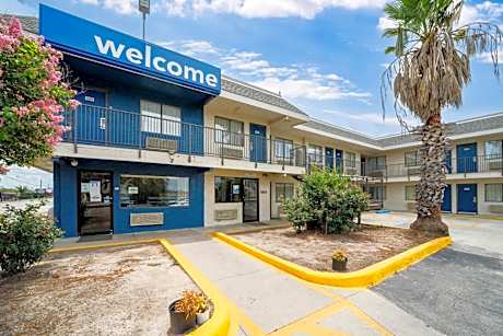 Motel 6-San Antonio, TX - Fort Sam Houston