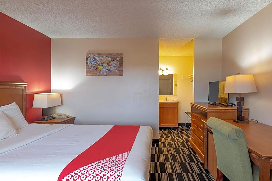 OYO Hotel Chehalis I-5 South