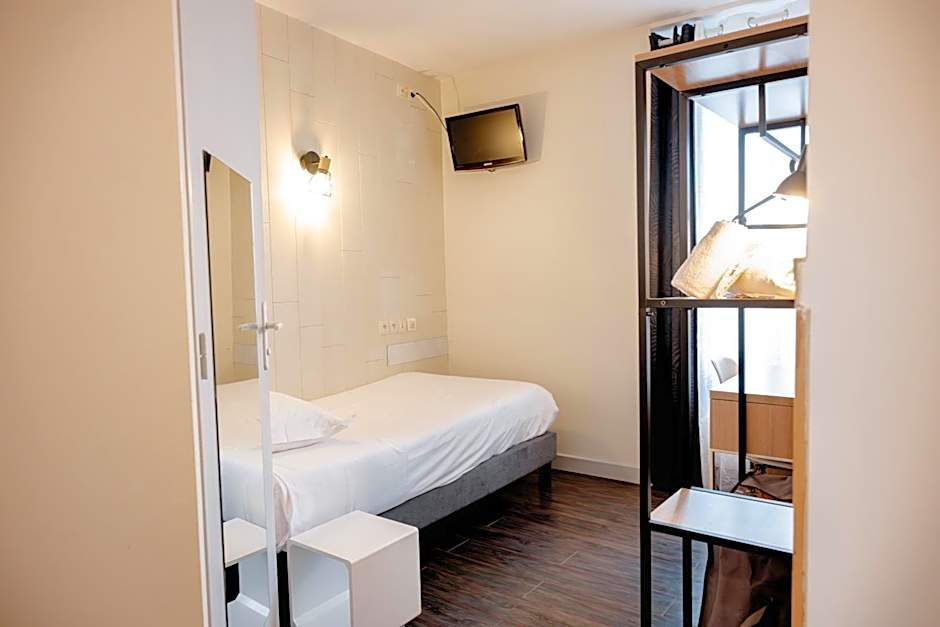 Brit Hotel Armor