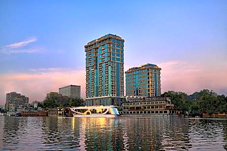 Four Seasons Hotel Cairo At The First Residence