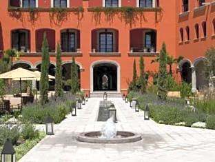 Rosewood San Miguel