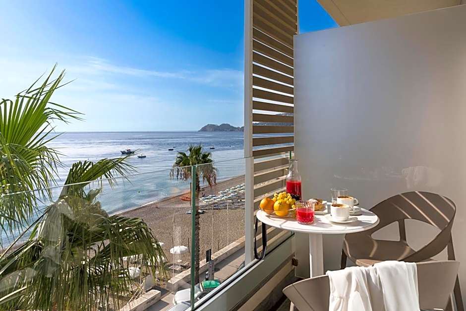 Albatros Beach Hotel