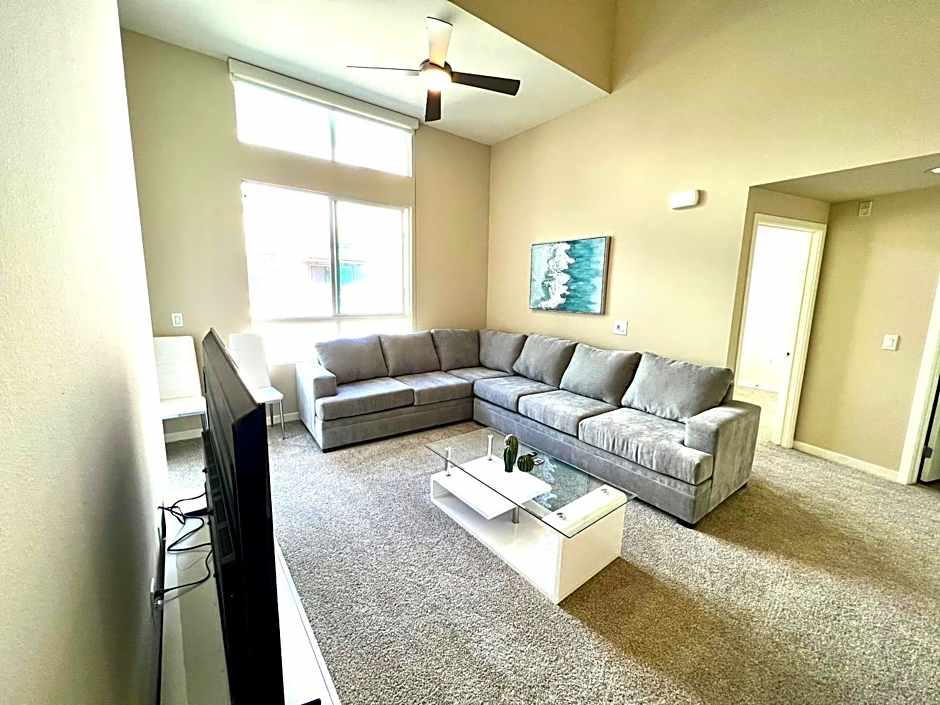 Luxury Residence Loft 3 Beds with Pool and Gym