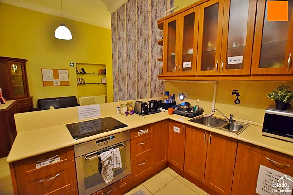 Friends Hostel & Apartments