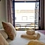 Baleal Classic Waves Guest House