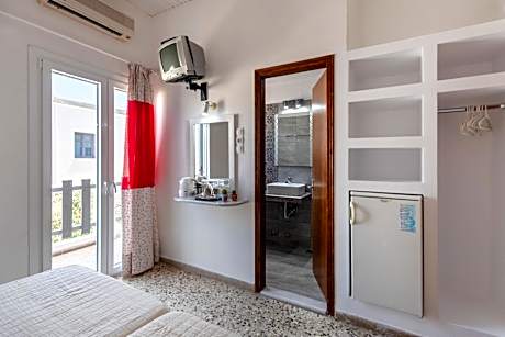 Double or Twin Room without Sea View