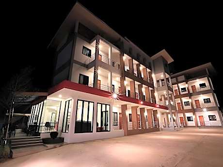 Somsamai Style Apartment