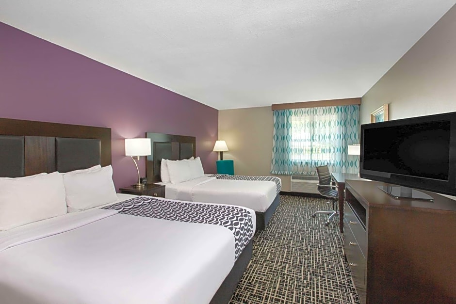 La Quinta Inn & Suites by Wyndham Blue Springs