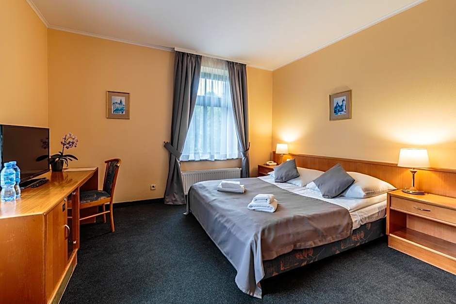 Hotel Fenix