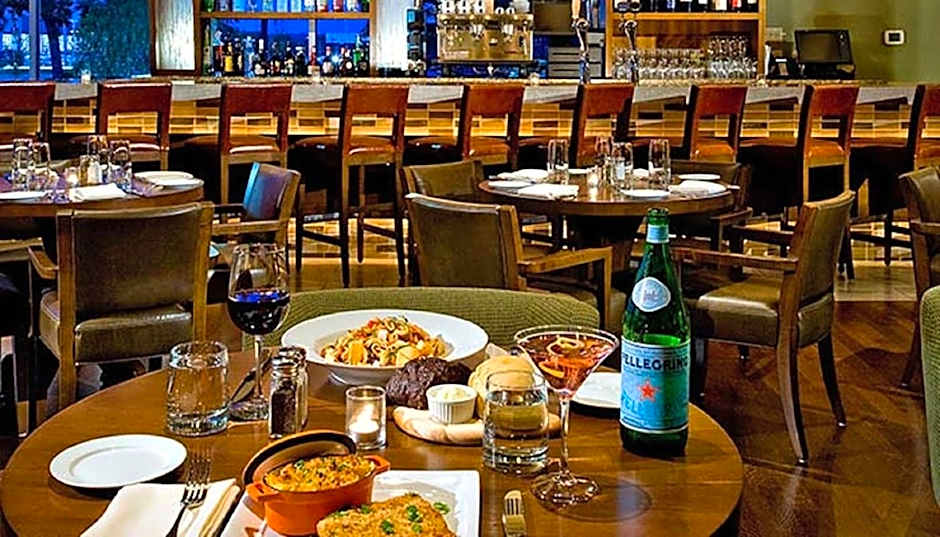 Crowne Plaza Hotel Glen Ellyn/Lombard By IHG