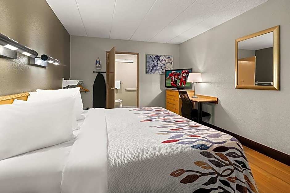 Red Roof Inn Salem