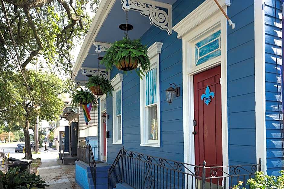 The Blue60 Marigny Inn