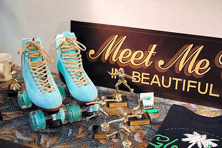 Glendale Express Hotel