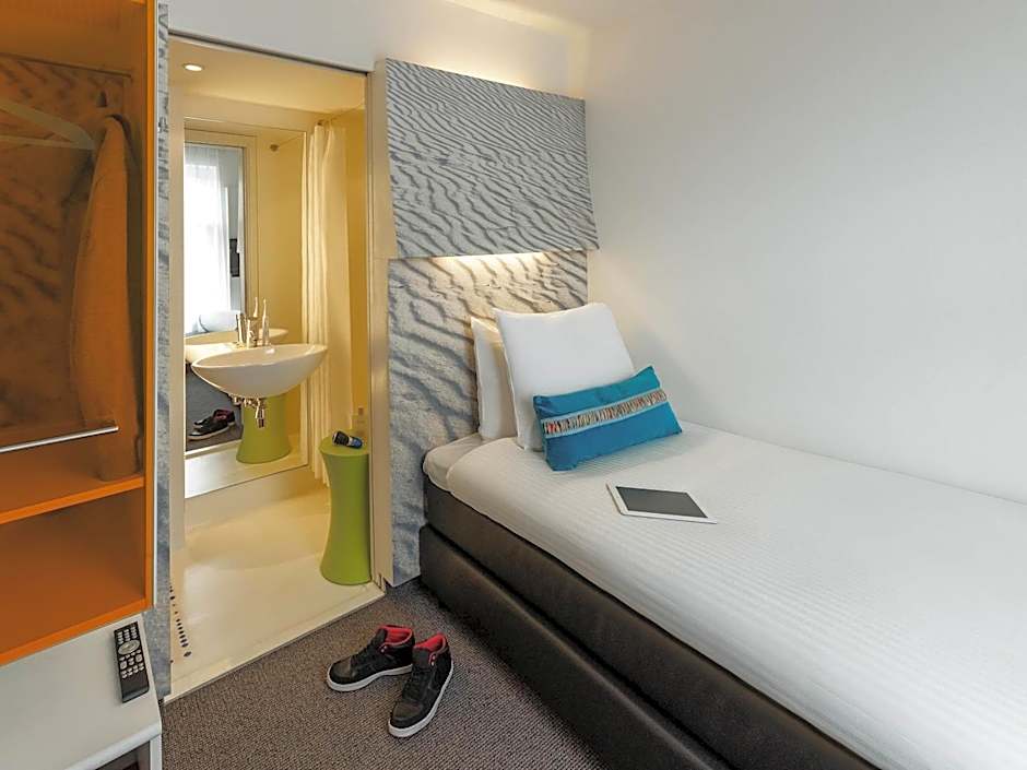 Ibis Styles Amsterdam CS Hotel