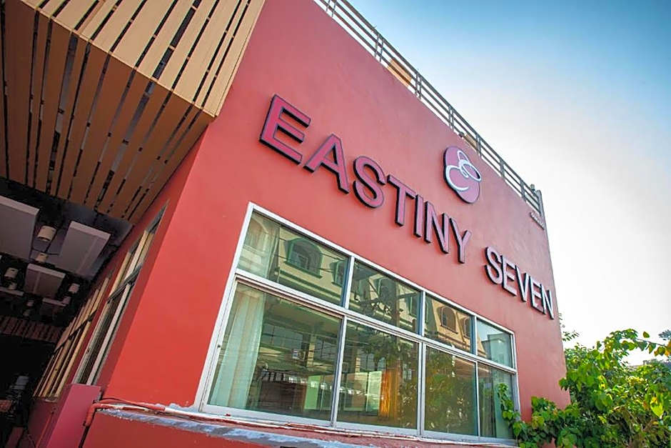 Eastiny Seven Hotel