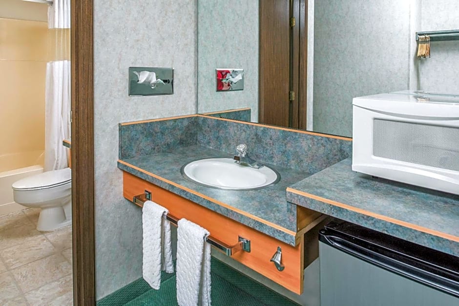 Travelodge by Wyndham Kalispell