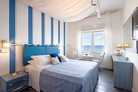 Superior King Room with Sea View