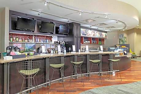 Courtyard by Marriott Memphis Downtown