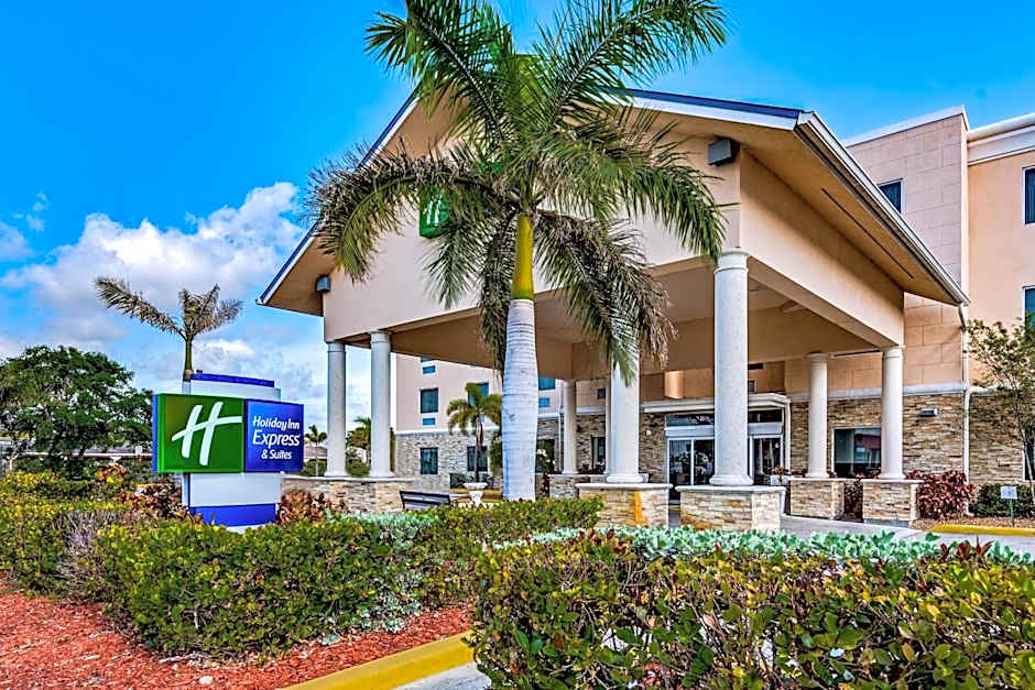 Holiday Inn Express & Suites Lantana By IHG