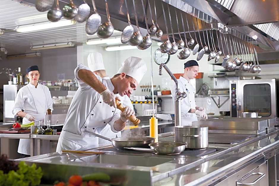 Hotel Elefantino Grey - Free Brunch & Breakfast Until 13-00 - Vicinissimi a Mirabilandia