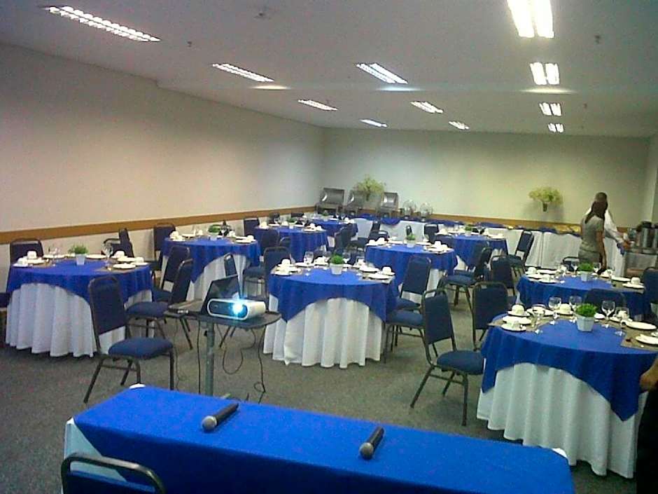 America Towers Hotel