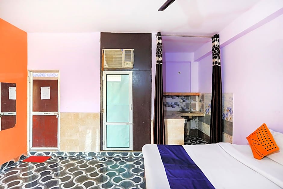 Hotel Urban Villa by OYO Rooms – Noida, DC