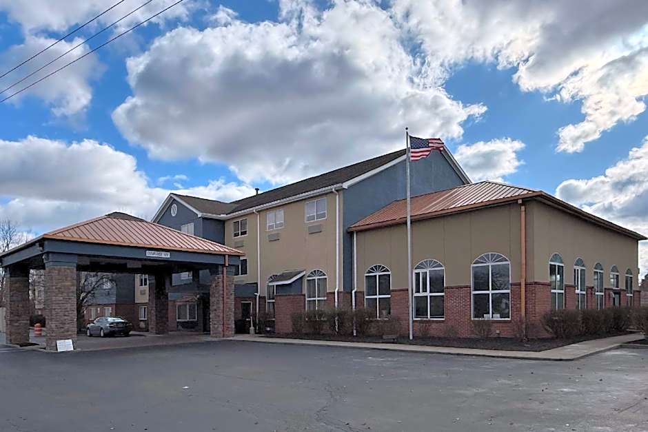 Comfort Inn & Suites Sharonville - Cincinnati North