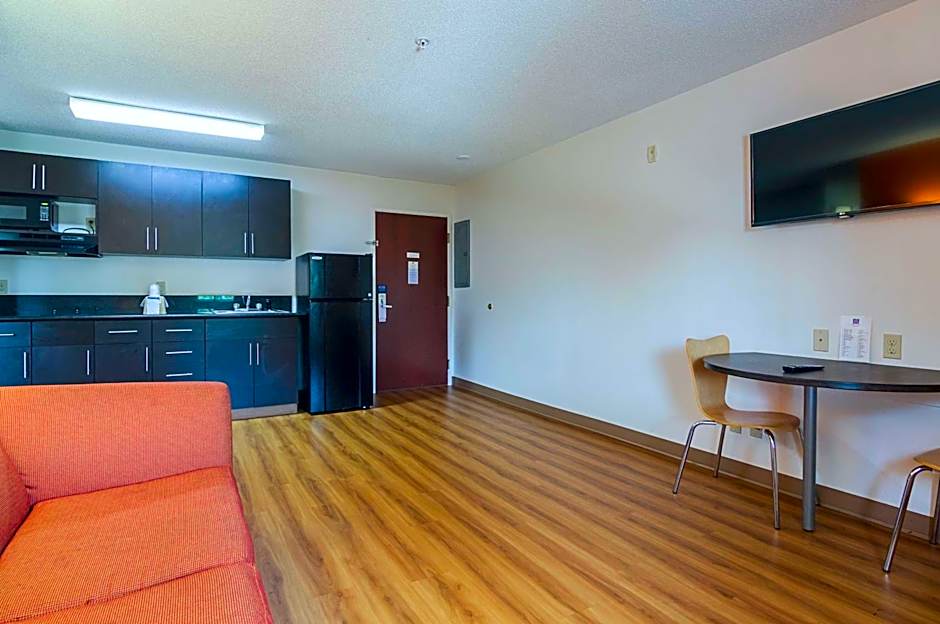 Motel 6-Jonesboro, GA