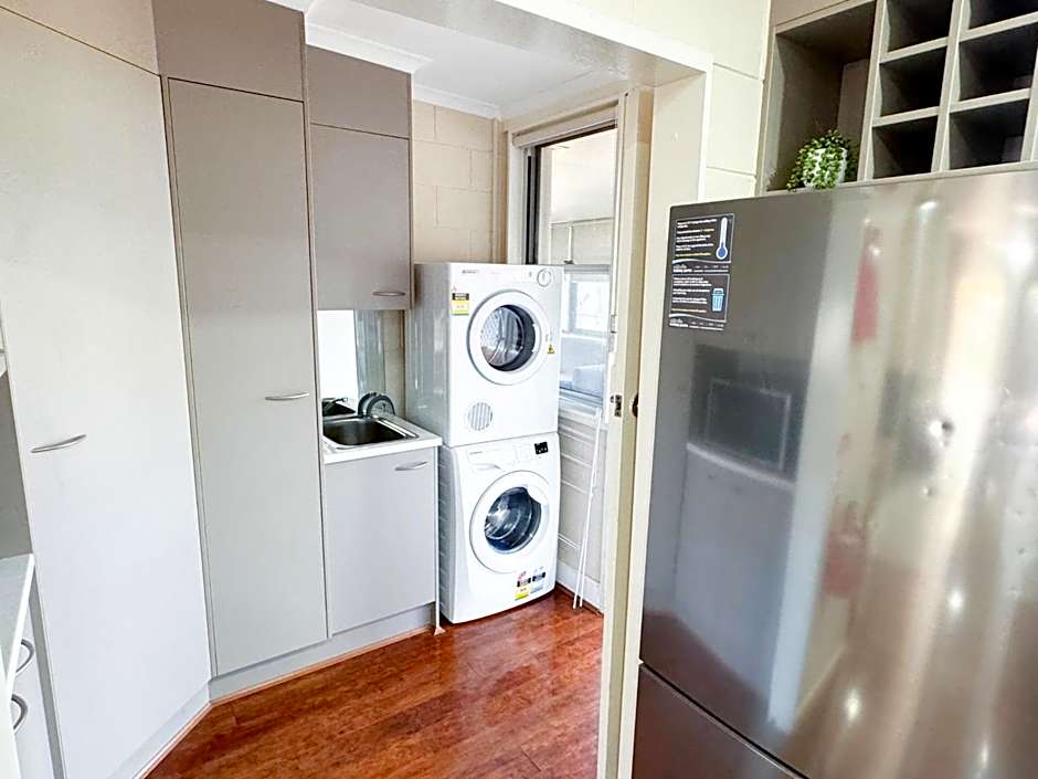 Shoal Bay Holiday Park