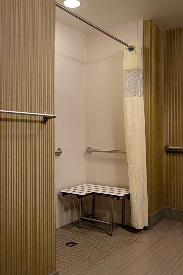 Hampton Inn By Hilton Oxford Conference Center