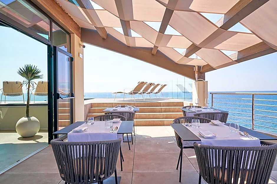 Palace Lido Hotel & Suites