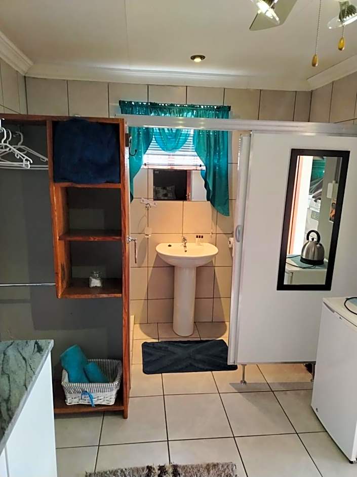 Bougain Villa Guesthouse