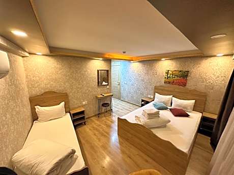 Golden Sail Hotel Old City