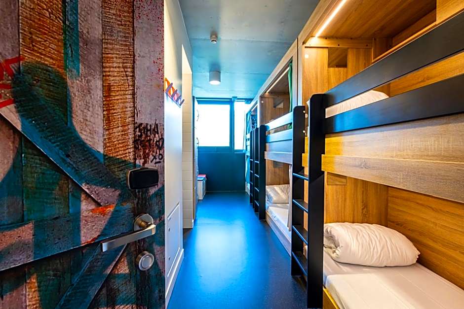 The People - Paris Marais